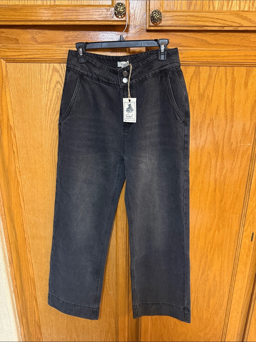 easel Washed Black Relaxed Wide-Leg Crop Jeans